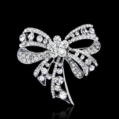 PINETS Elegante Schleifen-Brosche mit Zirkonia   Funkelnde Anstecknadel, Silberf