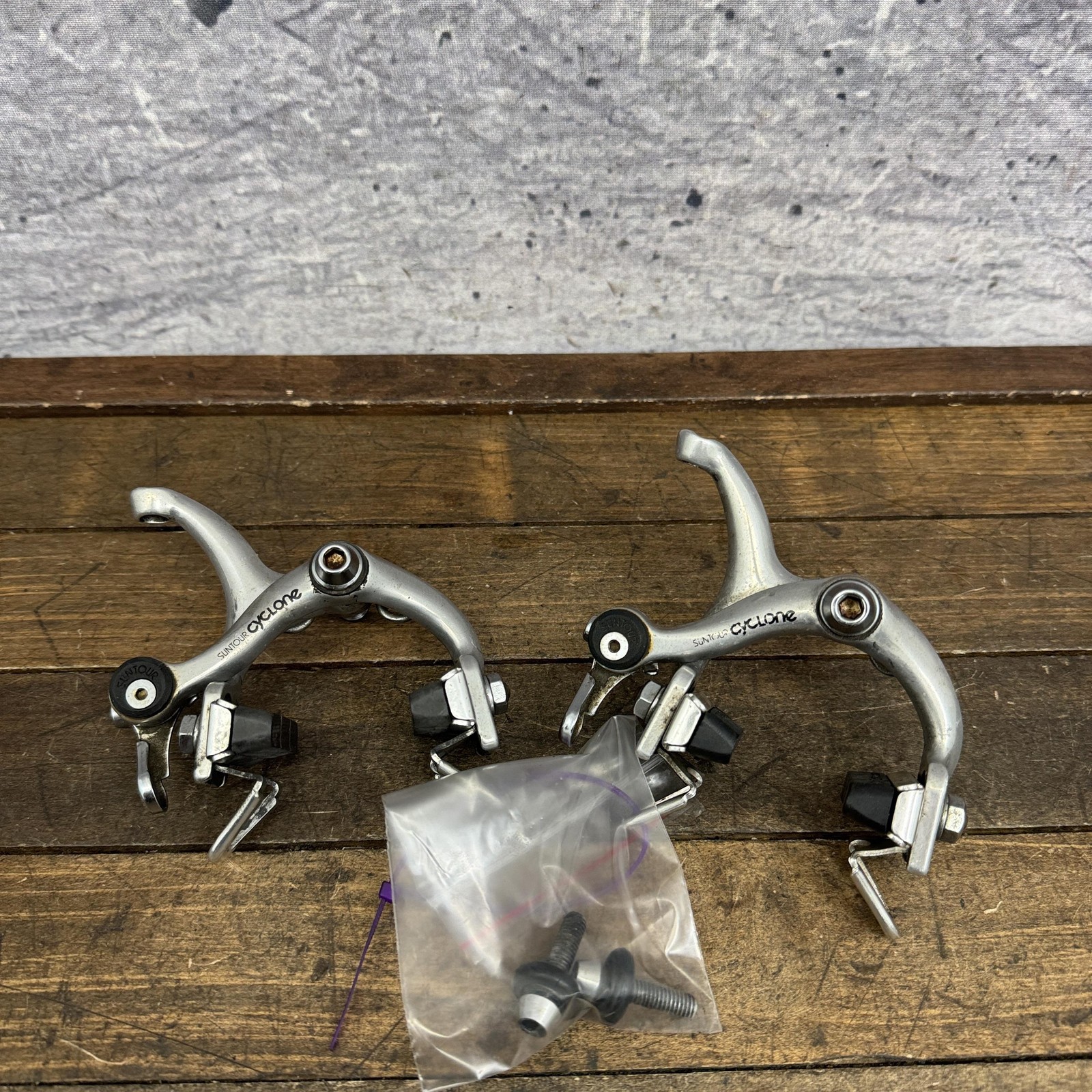 Vintage Suntour Cyclone 4000C Caliper Brakes Set Recessed Ro