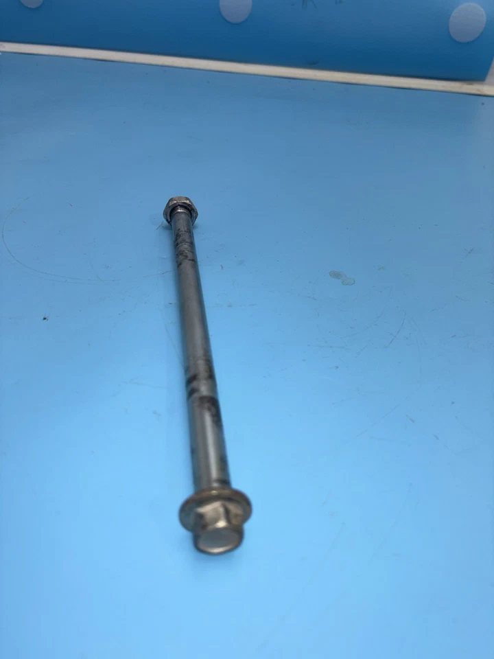 Kawasaki KX85 2009 91-25 brazo oscilante eje Foto 2 de 4