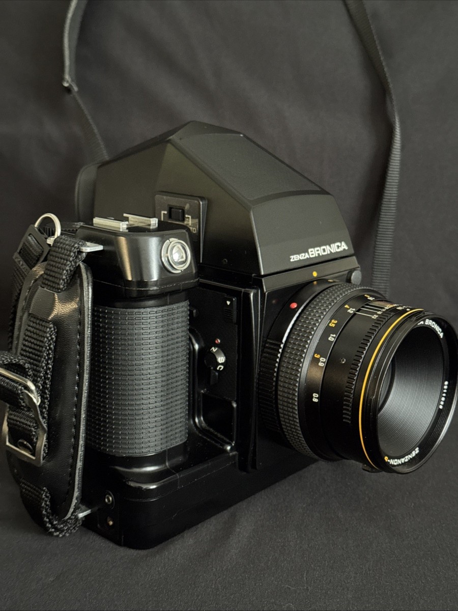 ZENZA BRONICA SQ-Am フィルムカメラ ブラック Zenza Bronica SQ-AM Camera with 80mm 1:2.8f and Tele-Converter S