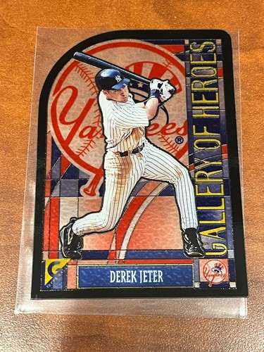 Derek Jeter 1999 Topps Gallery - Gallery of Heroes Stained Glass Insert SP #GH5