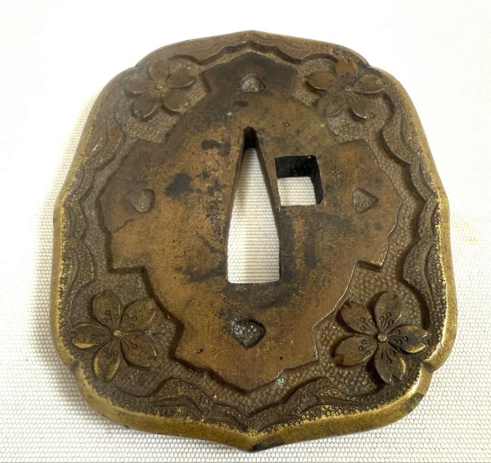 Императорский японский армейский меч цуба 6,8x6 см исторический антикварный оригинальный редкий времен Второй мировой войны - Изображение 2 из 4