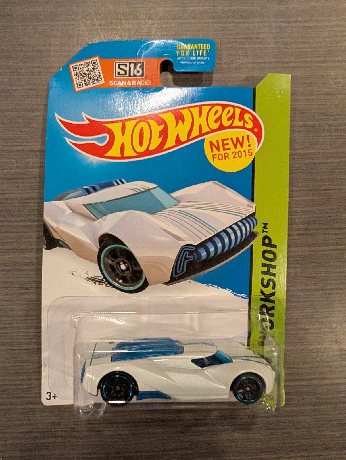 2015 Hot Wheels : Power Surge White & Blue HW Workshop 200/250 Nice!