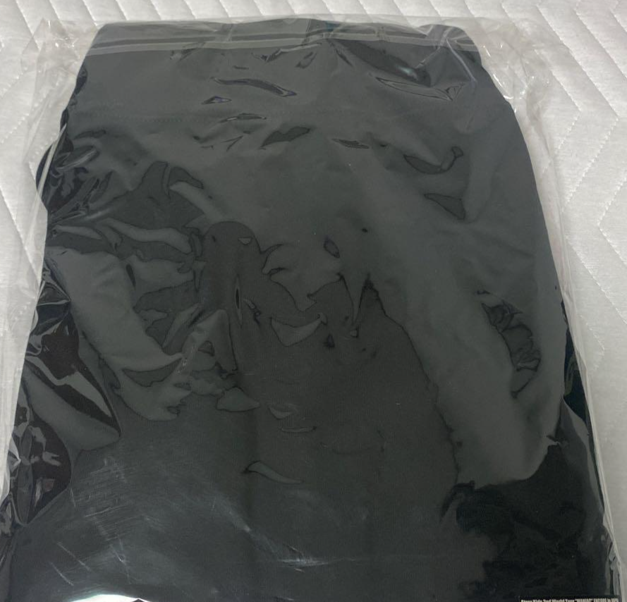 Stray Kids half zip 2nd World Tour MANIAC Encore in clothes