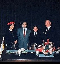 3-D Stereo REALIST Slide Photo 1950s PEOPLE ALL DRESSED UP