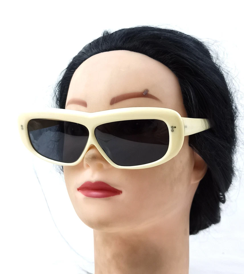 НОВЫЕ ИЗ СТАРЫХ ЗАПАСОВ 50-е ПРАЗДНИЧНЫЕ СОЛНЦЕЗАЩИТНЫЕ ОЧКИ ВИНТАЖНАЯ КОШАЧЬЯ ОПРАВА ТРЕУГОЛЬНЫЕ ЛИНЗЫ 1950-Е СДЕЛАНО ВО ФРАНЦИИ - Изображение 3 из 4