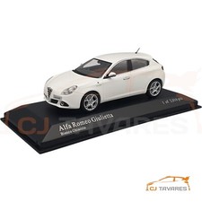 Minichamps Alfa Romeo Giulietta Quadrifoglio Verde 4-doors 2010 1:43 400120000