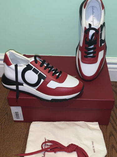 Nuove con scatola Sneakers Salvatore Ferragamo Brooklyn Gancino $950 - taglia 8,5 US - Foto 1 di 9