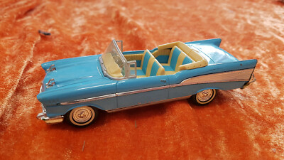 TM - Dinky (Matchbox) Chevrolet Bel Air Sport Coupe blau