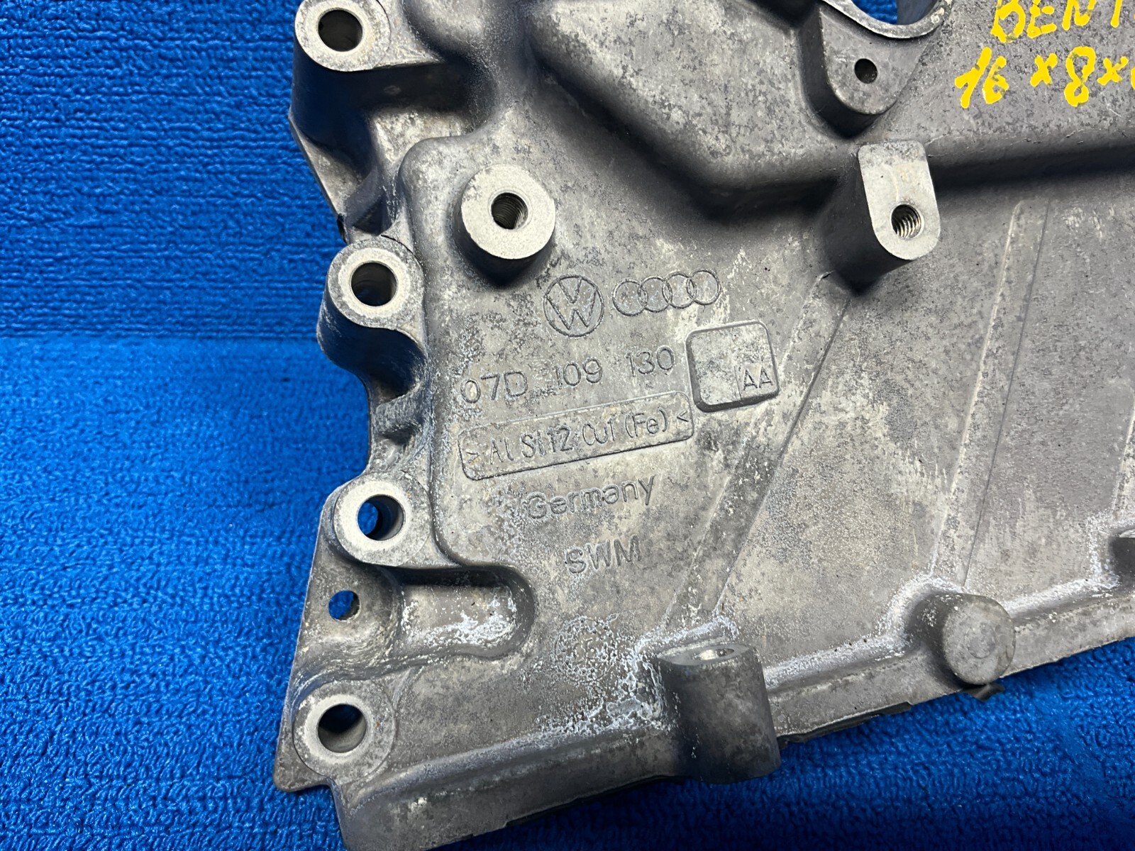 2006 - 2010 BENTLEY CONTINENTAL GTC RIGHT TIMING CHAIN COVER OEM