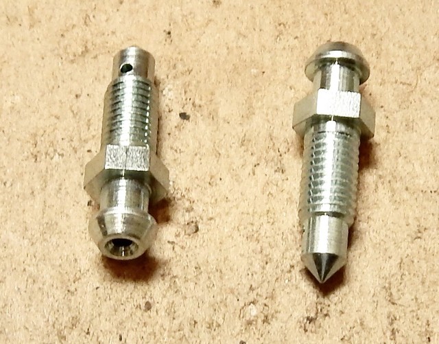 Wheel Cylinder Bleed Screws 2 Each Fits 5681 MGA/MGB Clutch Slave