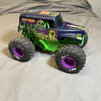 Monster Jam Grave Digger Freestyle Force Stunt Truck RC No Remote