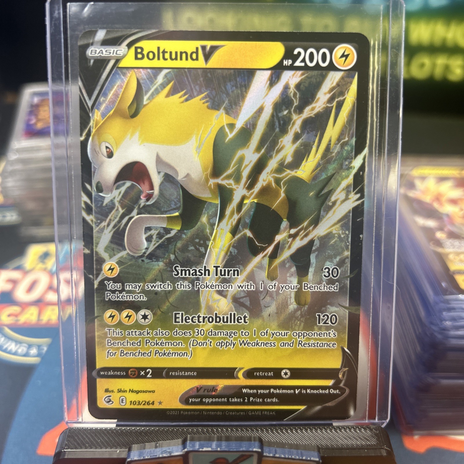 Boltund V 103/264 Ultra Rare Fusion Strike Pokemon NM