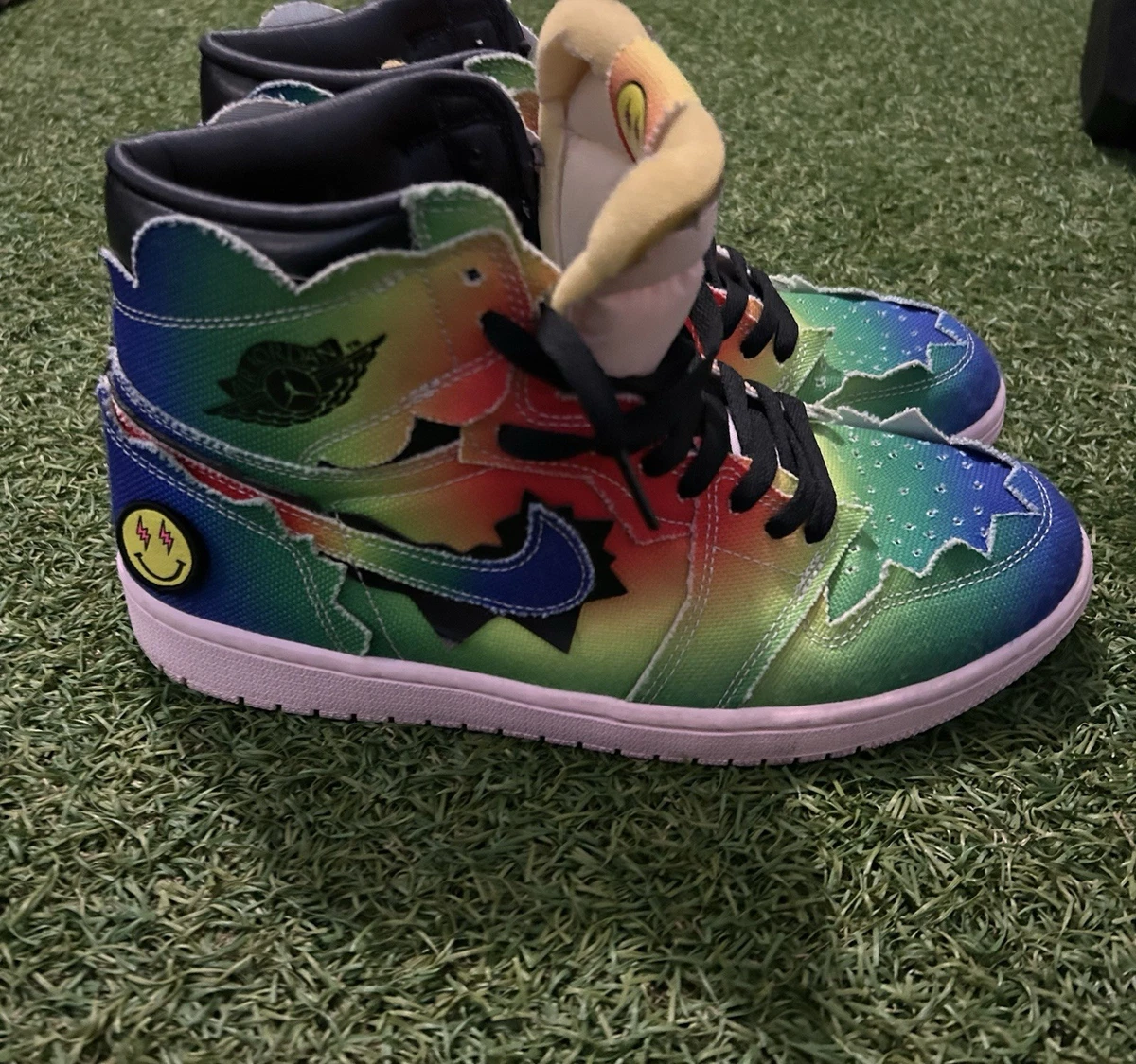 Preços baixos em Jordan 1 Retro OG High x J Balvin Tie Dye | eBay