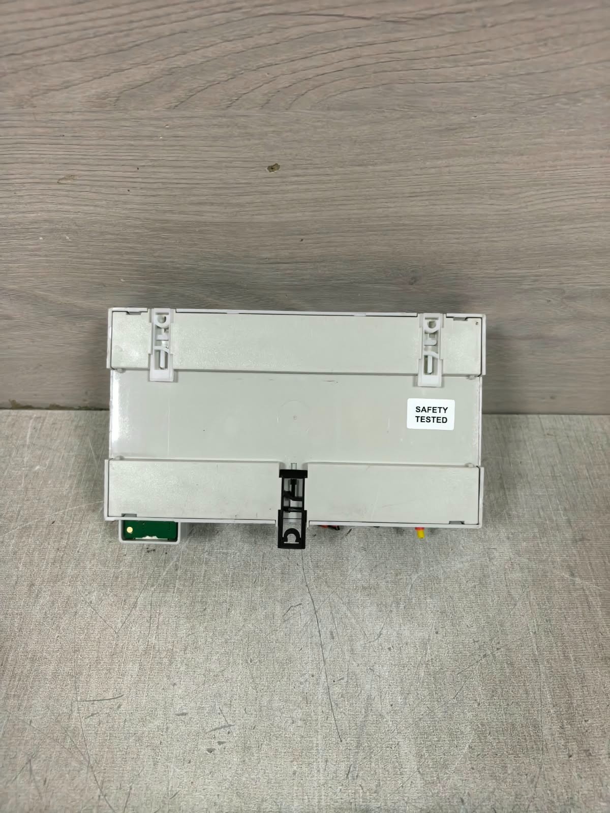 HELVAR 910 REV.45 S/W V5.4.6 HELVAR 910 IMAGINE ROUTER REV.45 S/W V5.4.6 100-240VAC 12