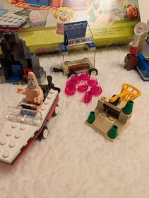 LEGO 3827 Adventures of SpongeBob SquarePants &ndash; 100% Complete! Open Box