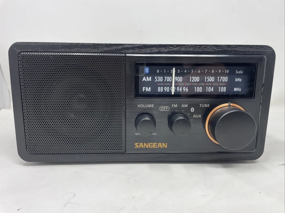 Sangean SG-118 FM / AM / Aux-in / Bluetooth Wooden Cabinet Receiver (sg118) - Image 3 of 4