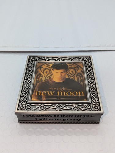 Twilight Saga New Moon Jacob Metal Jewelry Trinket Case No Packaging Box Used