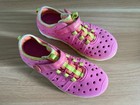 Stride Rite Made 2 Play Water Phibian Shoes - Low Top, Neon Pink Kids Size 13 — photo 1