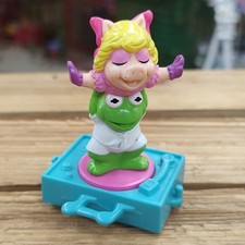 HENSON 1994 Sesame Street Muppets Kermit Miss Piggy Moving A26-164