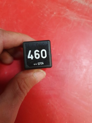 VW Scirocco 3 III Touran Caddy Golf 5 Relais 460 Arbeitskontaktrelais 1K0951253A