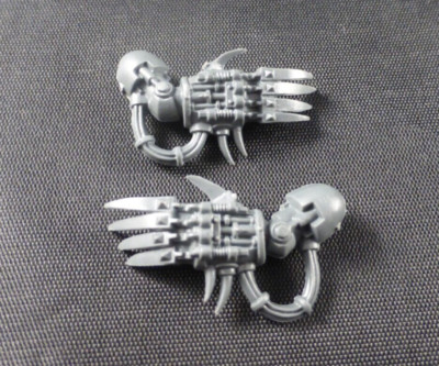 Terminator Lord Lightning Claws (Pair) - 40K Chaos Space Marines Model Parts