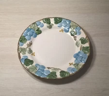 Sculptured Grape By Metlox Poppytrail Vernon 7.5" Salad Plate California Pottery