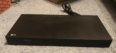 LG UP875 4K Blu-Ray Disc Player Blu-Ray/ DVD Player USED