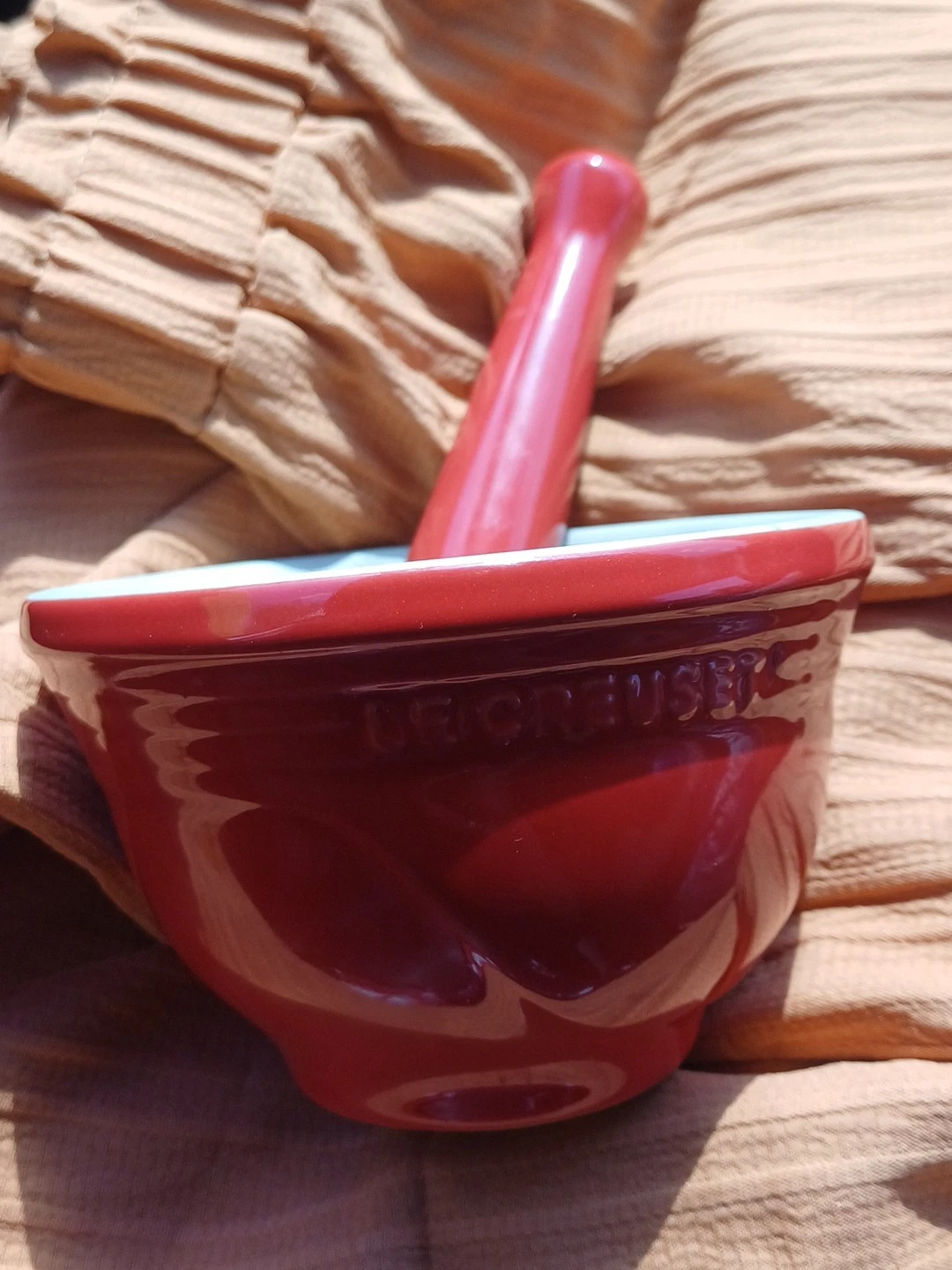 le Creuset Mortar and Pestle 0.3 L/ 100 Z