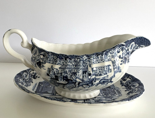 Vtg Johnson Brothers Coaching Scenes Blue Gravy Boat & Underplate /Relish Dish