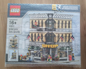 LEGO 10211 Creator Expert Grand Emporium Department Store Building Set