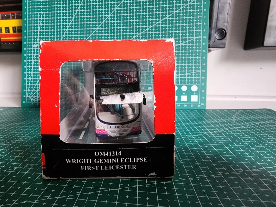 1/76 Corgi OOC Om41214 First Bus Leicester Wright Eclipse Gemini Model Bus CMNL - Image 2 of 2
