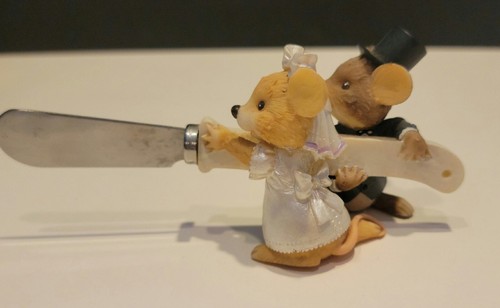 Celebrate Your Wedding with this Unique Wedding Cake Topper from Roman, Inc. - Picture 9 of 15