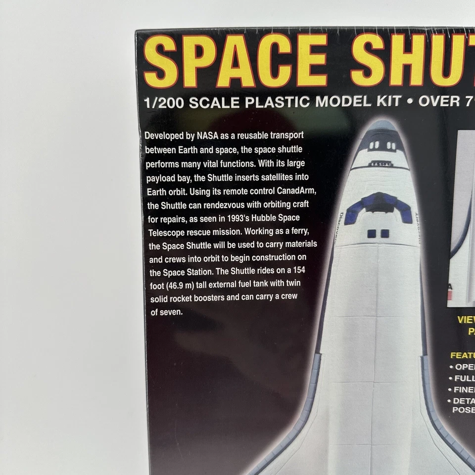 Lindberg NASA Space Shuttle Discovery Model Kit 1/200 Scale Sealed 2007 - Image 2 of 4