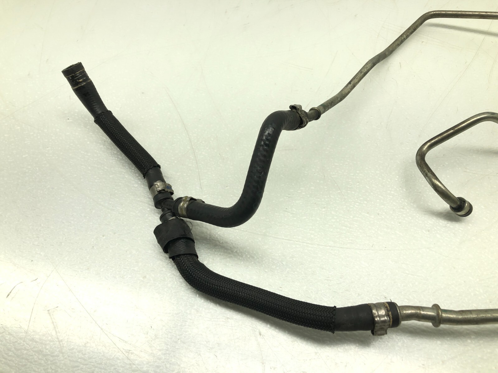 2014-2019 MASERATI GHIBLI S 3.0L V6 ENGINE COOLANT HOSE TUBE LINE OEM.