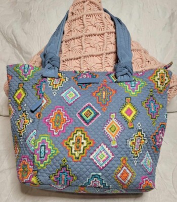 VERA BRADLEY WOMEN\'S HADLEY BLUE MINI QUILTED BACKPACK PAINTED MEDALLIONS Vera Bradley Hadley | eBay main image 4