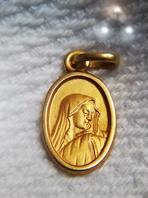 Virgin Mary Pendant Medallion Italian 18ct Gold
