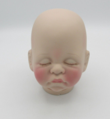 Lee Middleton Dolls First Moments Doll Signed 1983 020783-V 6852 Doll Head Only