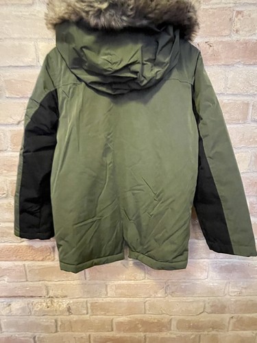 Chaqueta Parka Ultimate Resistente a la Clima Member's Mark Boy's Talla M(8) - Imagen 4 de 6