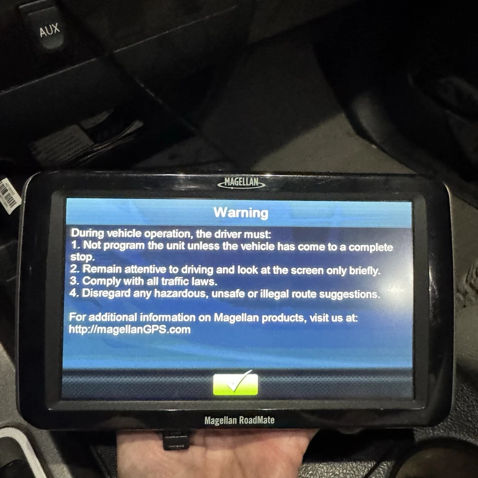 Magellan RoadMate RV9365T-LMB GPS Unit with Power Supply Password Works - Image 3 of 4