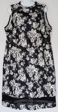 Ladies Sleeveless Black/White Dress Size UK 22
