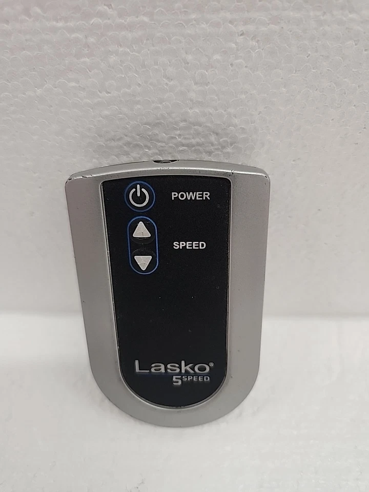 Velocidad del ventilador de control remoto de 5 botones Lasko Foto 2 de 4