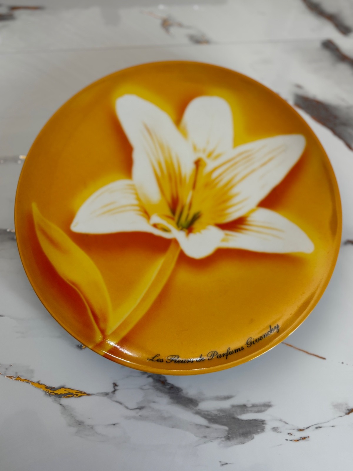 Vtg Givenchy Paris Les Fleurs de Parfums Porcelain Flower Plate Yellow Day Lily