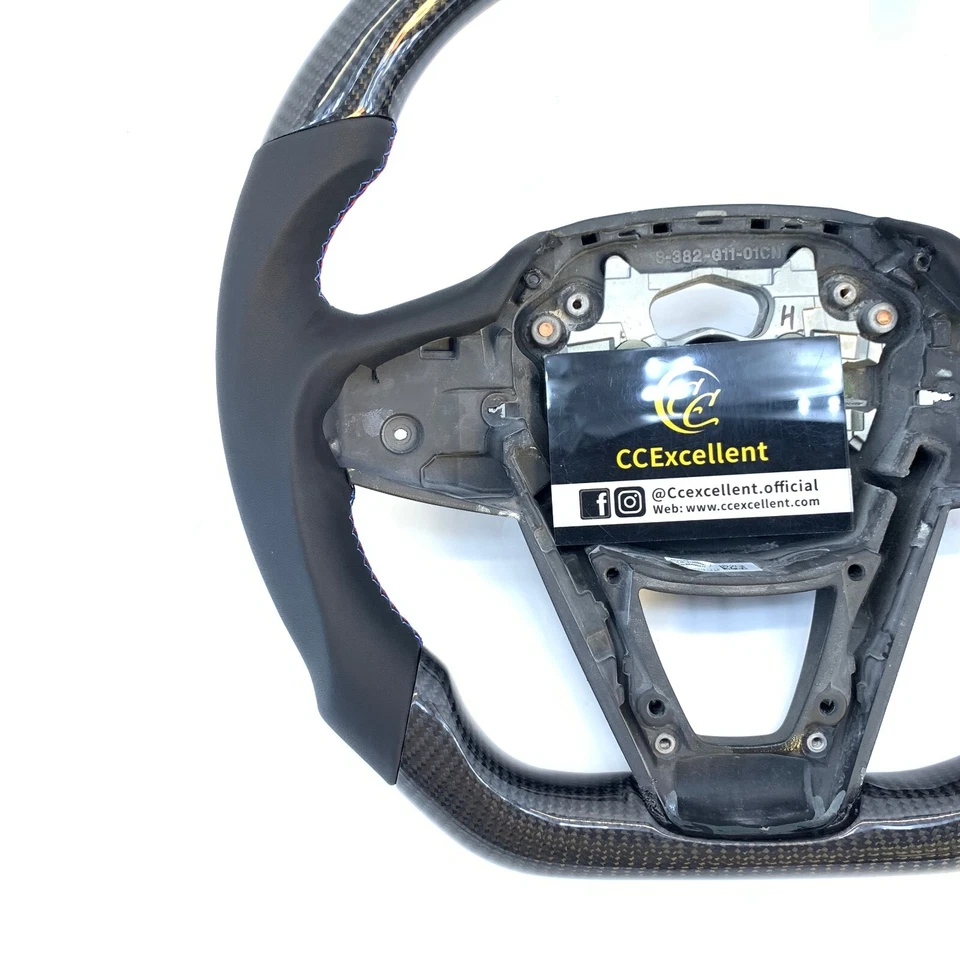 Volante de fibra de carbono para BMW 2017-2025 X5 X6 X7 530E 530I 540I 640I M550I Foto 4 de 4