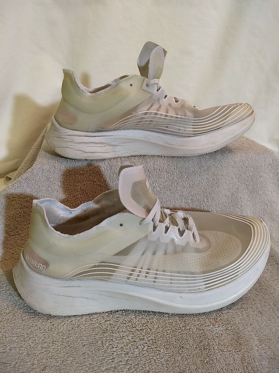 Nike Mens Zoom Fly SP Triple White Running Shoes (BQ7024-100 Nike Mens Zoom Fly SP Triple White Running Shoes (BQ7024-100