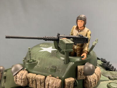 21st Century Toys / Ultimate Soldier WWII U.S. M4 Sherman Tank 1