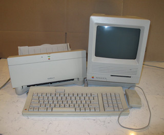 Vintage Macintosh SE/30 M5119 Computer w/ StyleWriter II Printer M0716 Keyboard