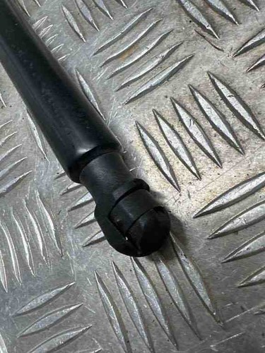 VW GOLF VIII CD1 Heckklappe Gasdruckfeder rechts 5G6827550G 1.40 2020 30515987