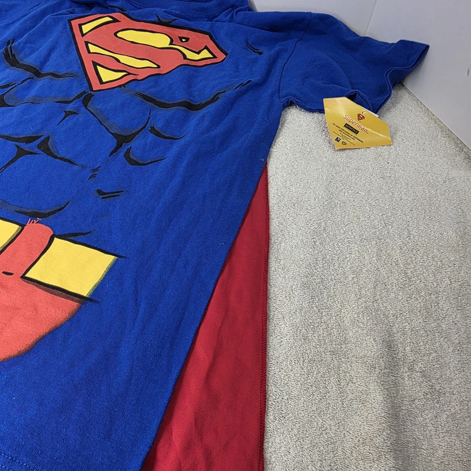 DC Comics Men's Superman Costume T-shirt With Cape Blue Medium - Image 4 of 4