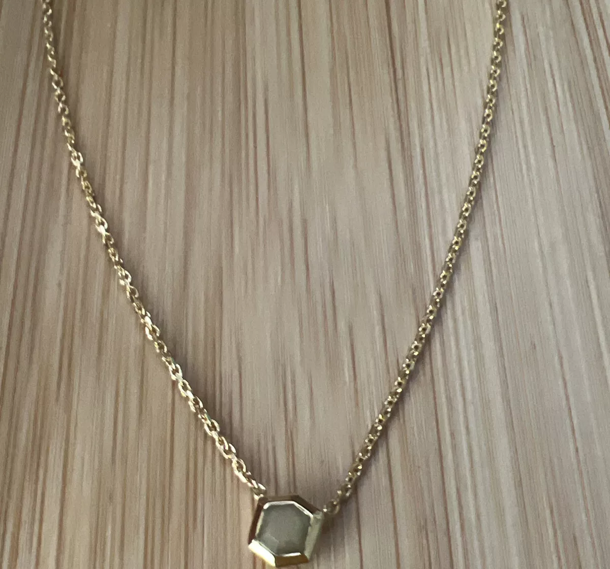 Kendra scott white opal necklace deals